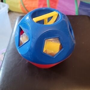 Tupperware Shape O Ball Toy